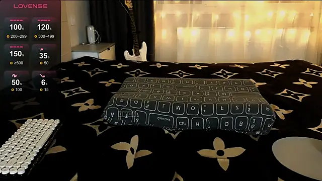 RoxieCrash online show from 30, 11, 2025