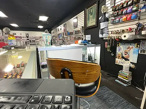 RawRyder8 online show from 4, 2, 2025