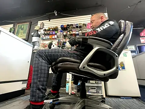 RawRyder8 online show from 6, 11, 2025