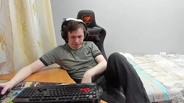 iliaskrislove online show from 8, 3, 2026