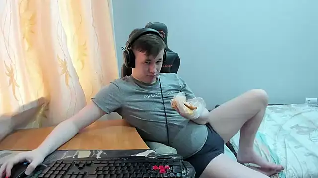 iliaskrislove online show from 22, 4, 2026