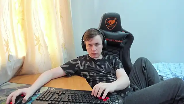 iliaskrislove online show from 25, 5, 2026