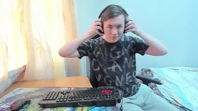 iliaskrislove online show from 14, 6, 2026