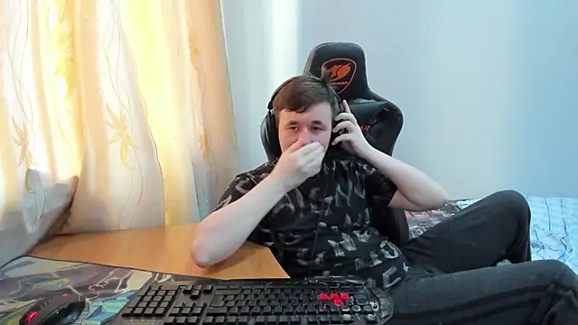 iliaskrislove online show from 25, 5, 2026