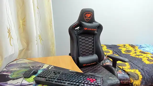 iliaskrislove online show from 1, 11, 2025