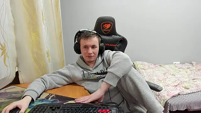 iliaskrislove online show from 2, 12, 2025