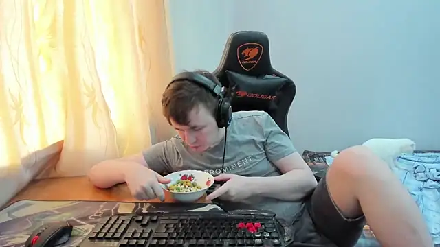 iliaskrislove online show from 30, 5, 2026