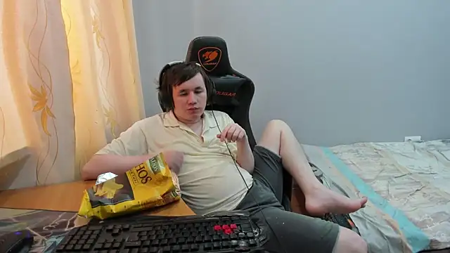 iliaskrislove online show from 12, 3, 2026