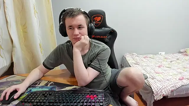 iliaskrislove online show from 5, 12, 2025