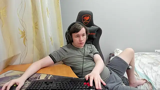 iliaskrislove online show from 12, 4, 2026