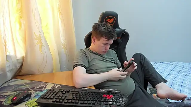iliaskrislove online show from 21, 5, 2026