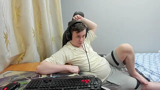 iliaskrislove online show from 8, 5, 2026