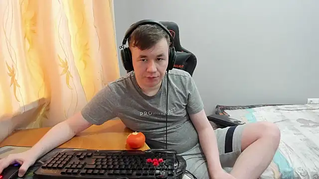 iliaskrislove online show from 23, 4, 2026