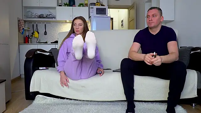 littlesweettifany online show from 13, 1, 2026