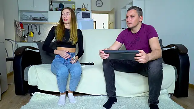 Snapshot of littlesweettifany chatting on 7, 11, 2025 littlesweettifany online show from 7, 11, 2025