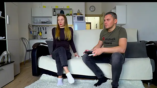 Snapshot of littlesweettifany chatting on 28, 10, 2025 littlesweettifany online show from 28, 10, 2025