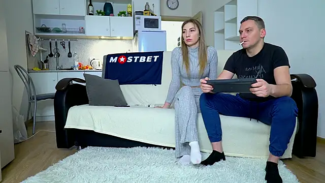 Snapshot of littlesweettifany chatting on 9, 1, 2025 littlesweettifany online show from 9, 1, 2025