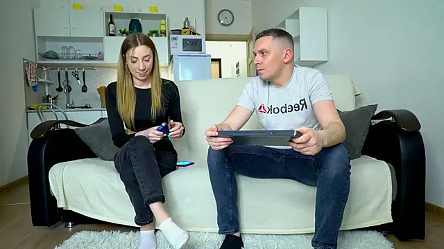 Snapshot of littlesweettifany chatting on 10, 3, 2025 littlesweettifany online show from 10, 3, 2025