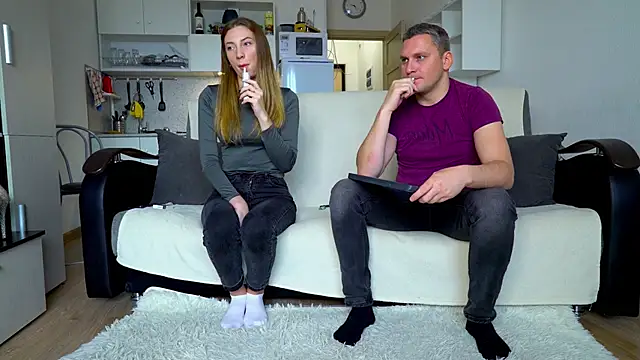 Snapshot of littlesweettifany chatting on 31, 10, 2025 littlesweettifany online show from 31, 10, 2025