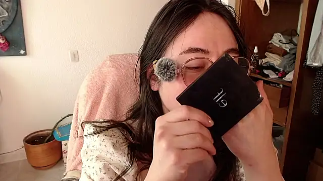 emily pearl  online show from 18, 1, 2026