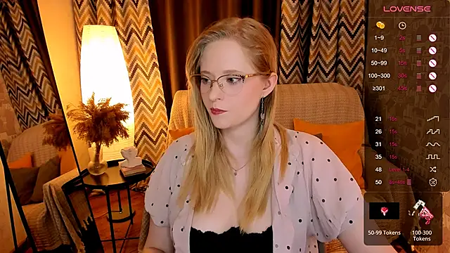 Aemilia  online show from 13, 10, 2025