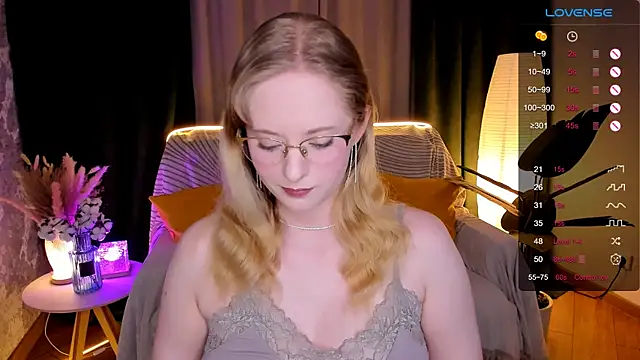 Aemilia  online show from 13, 1, 2026