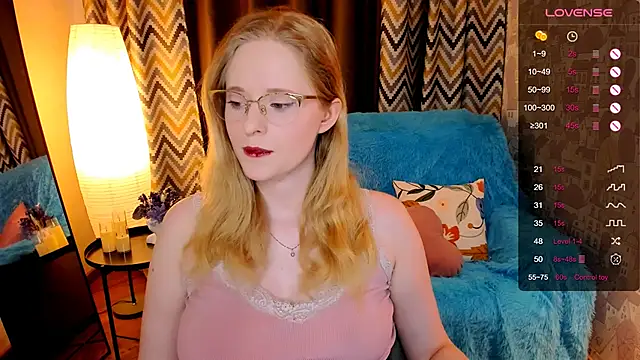 Aemilia  online show from 23, 11, 2025