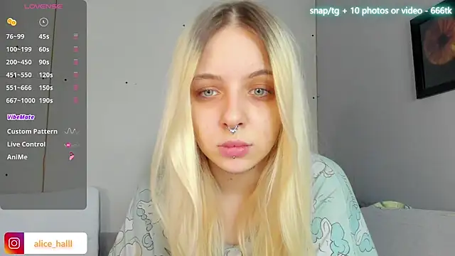 Alice Halle online show from 6, 3, 2025