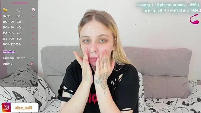 Alice Halle online show from 8, 3, 2025