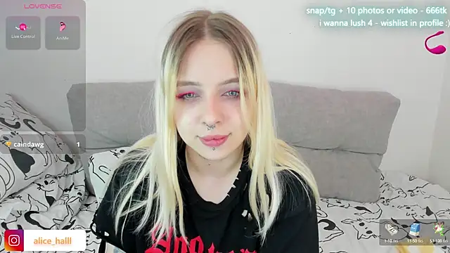 Alice Halle online show from 8, 3, 2025