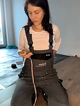 Linalicious online show from 22, 1, 2025