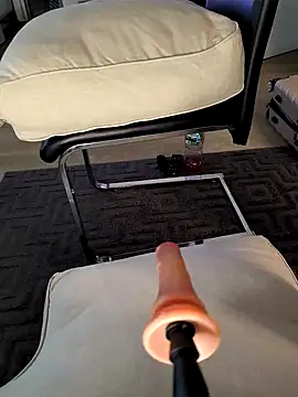 Linalicious online show from 26, 11, 2025