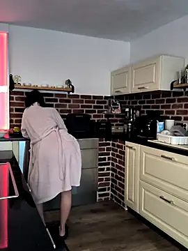 Linalicious online show from 12, 3, 2025