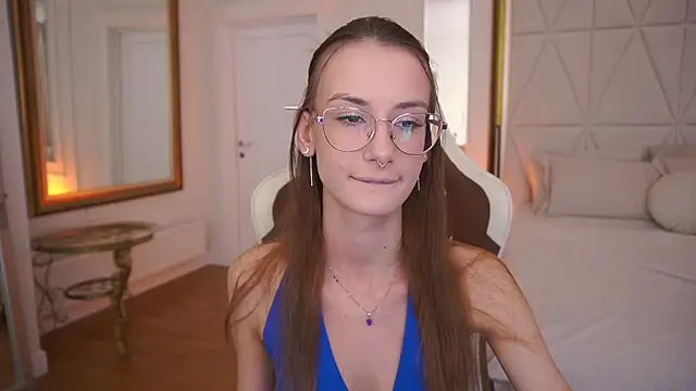 Snapshot of CozyMell chatting on 16, 2, 2026 CozyMell online show from 16, 2, 2026