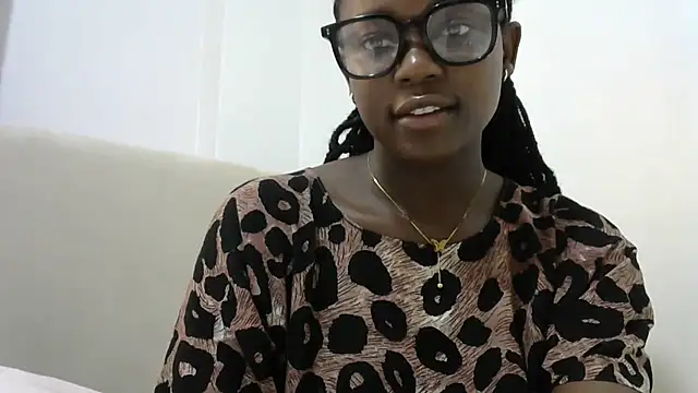 Latiffagodess online show from 19, 9, 2025