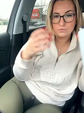 Rebeccaxxx online show from 12, 1, 2026