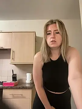 Rebeccaxxx online show from 31, 12, 2024