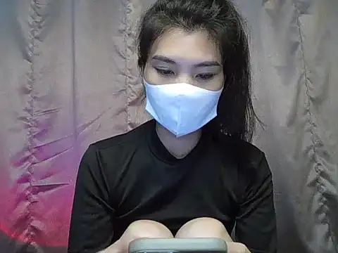 Ladygirrl22 online show from 11, 11, 2025