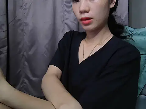 Ladygirrl22 online show from 15, 10, 2025