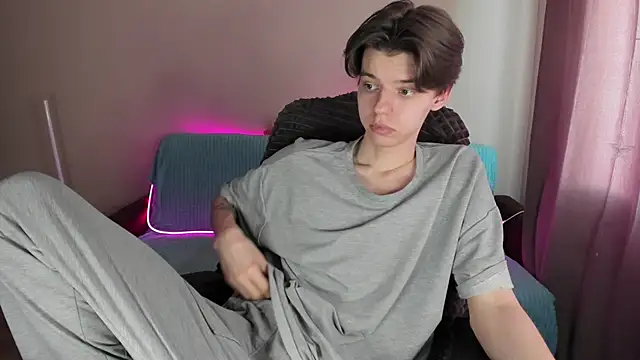 Liam sexy1 online show from 9, 3, 2025