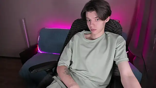 Liam sexy1 online show from 22, 2, 2025