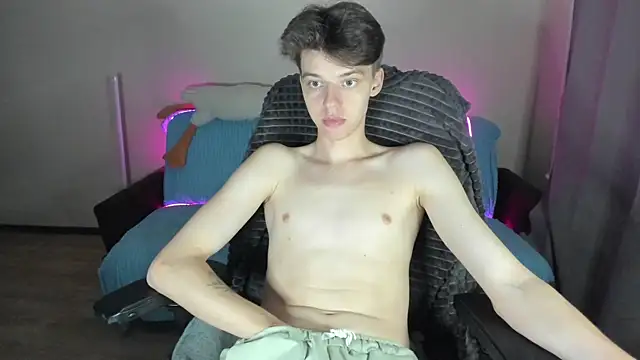 Liam sexy1 online show from 28, 9, 2025