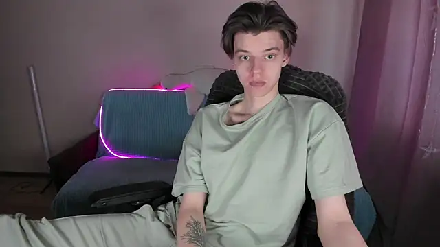 Liam sexy1 online show from 18, 3, 2025