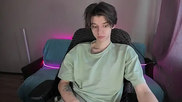 Liam sexy1 online show from 24, 2, 2025