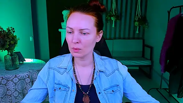 VandaRossi online show from 7, 3, 2025