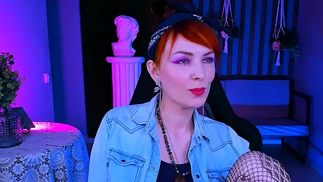 VandaRossi online show from 7, 3, 2025