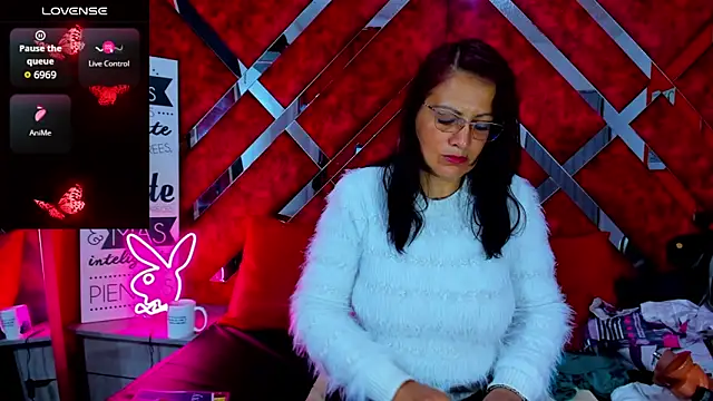 Mulan sexy01 online show from 6, 4, 2026