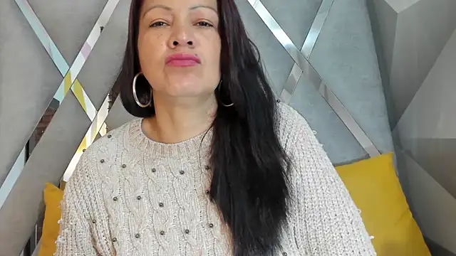 Mulan sexy01 online show from 13, 4, 2026