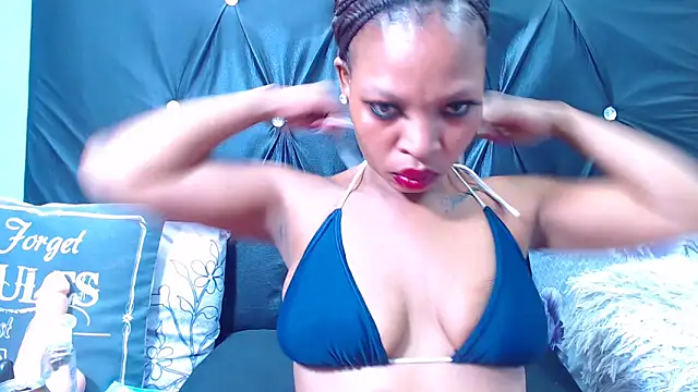 spicydiver38 online show from 10, 9, 2025