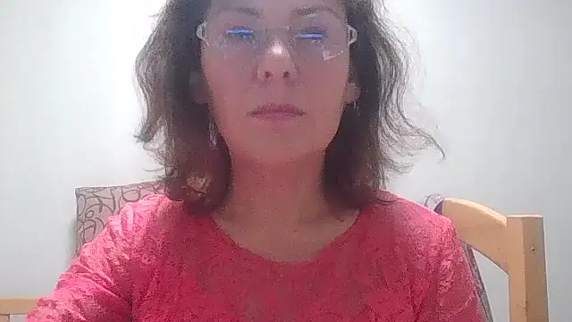 Snapshot of HollyJewel chatting on 9, 11, 2025 HollyJewel online show from 9, 11, 2025